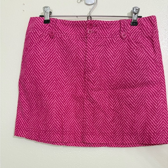 Lilly Pulitzer Dresses & Skirts - Lilly Pulitzer Pink Chevron Print Corduroy Mini Skirt 6